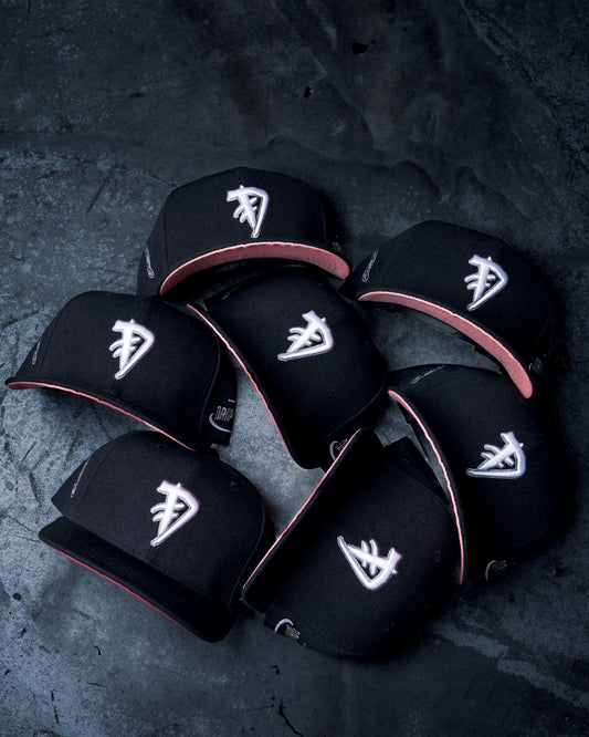 *Black & White Snapback* 🐼