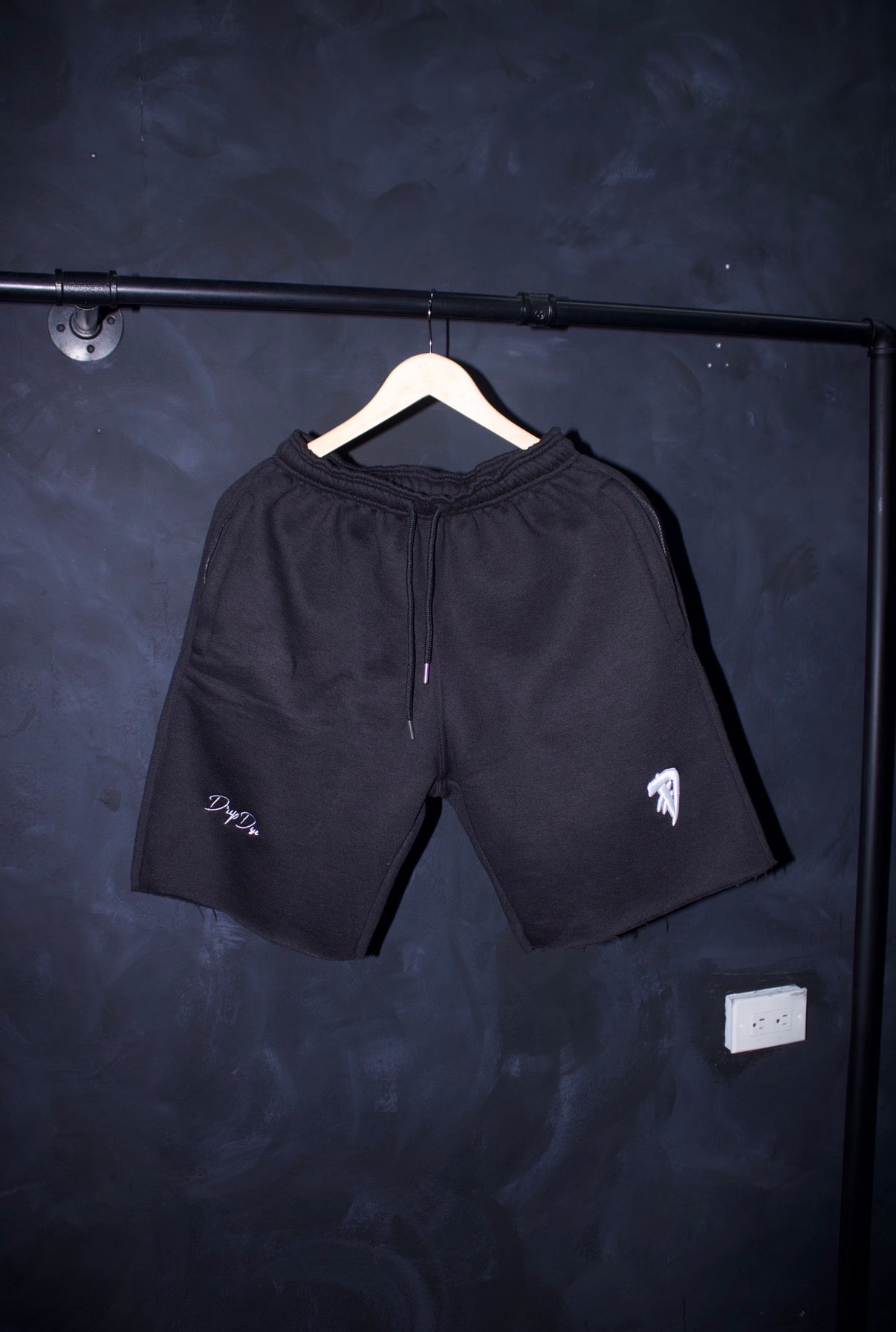 *Fleece Cotton Embroidered Short (Black)